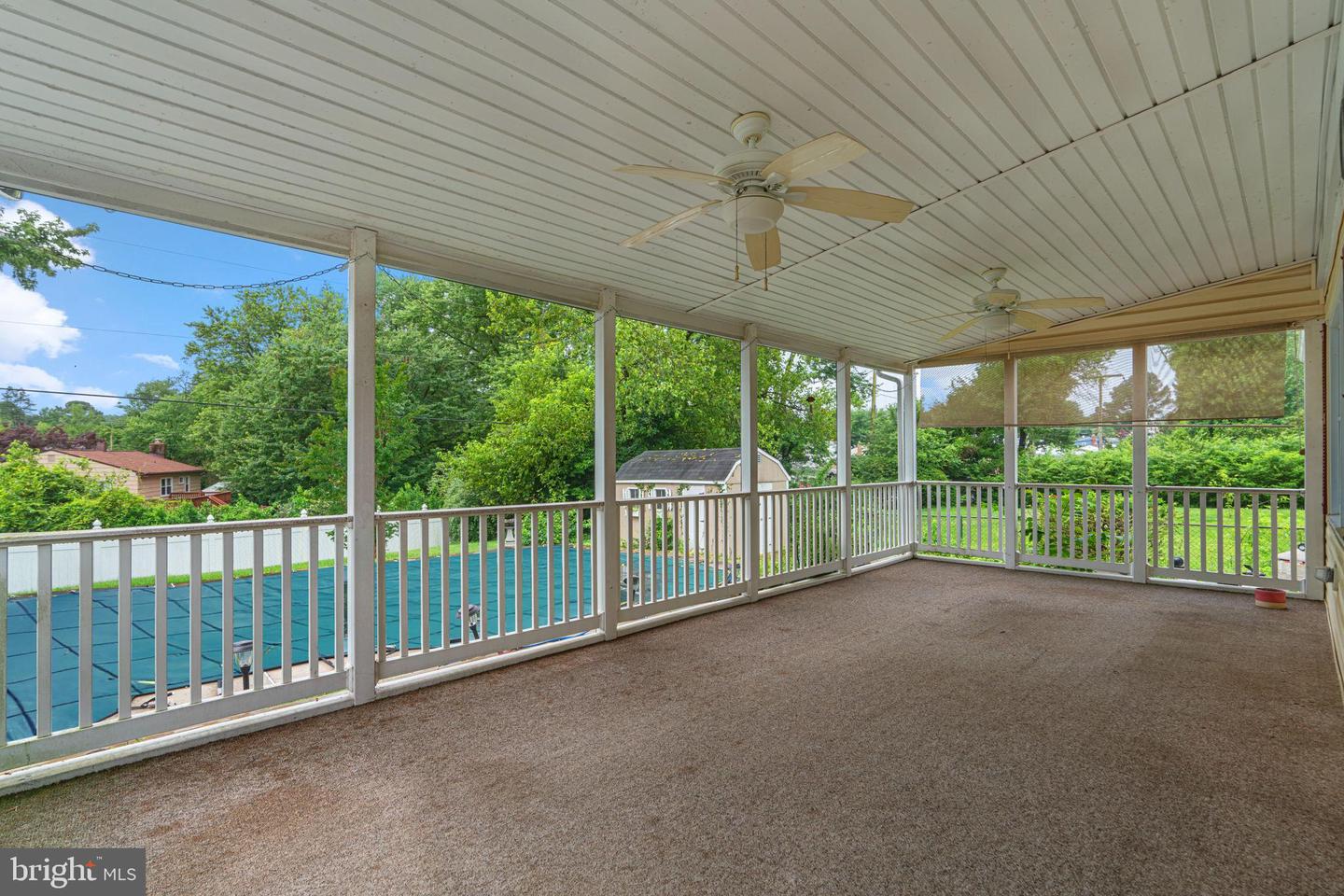 307 Bond Ave