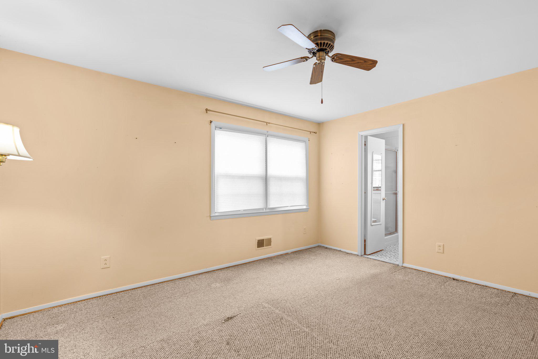307 Bond Ave