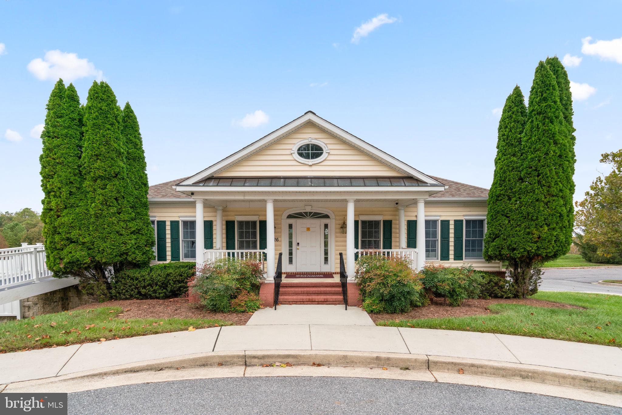 9905 BON HAVEN LANE