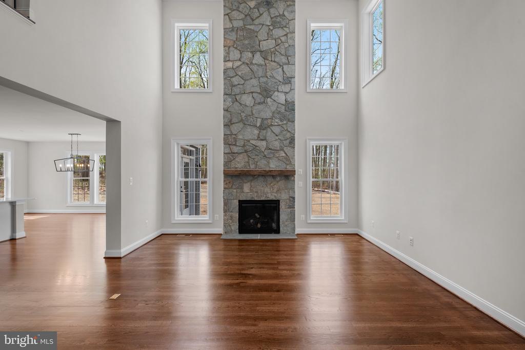 127 NOB HILL PARK DRIVE BENTON II