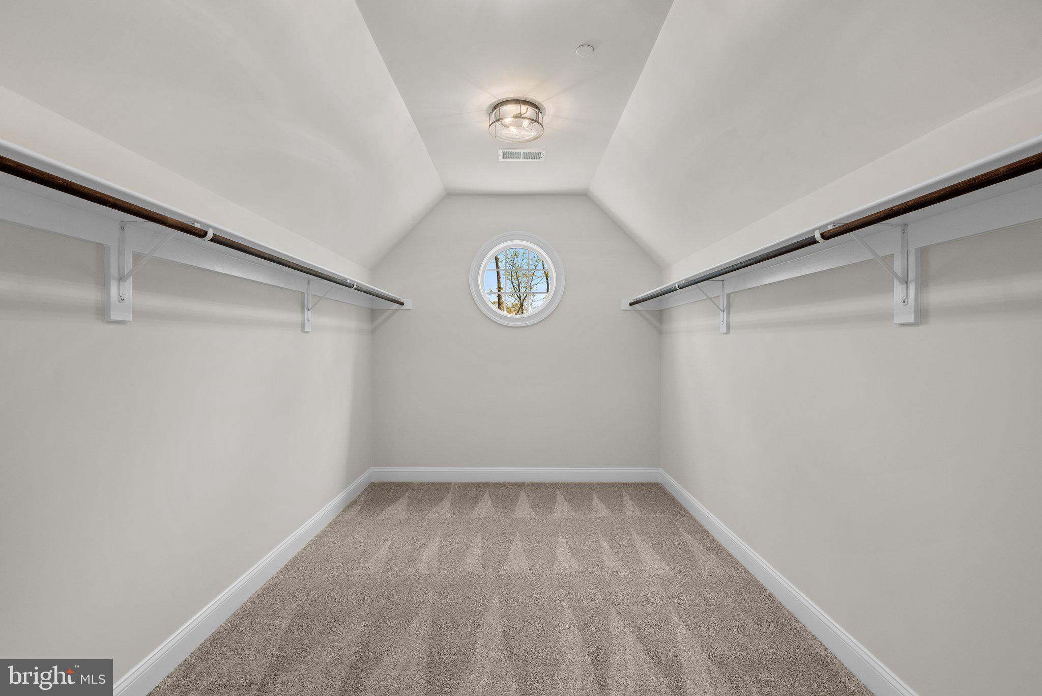 127 NOB HILL PARK DRIVE BENTON II