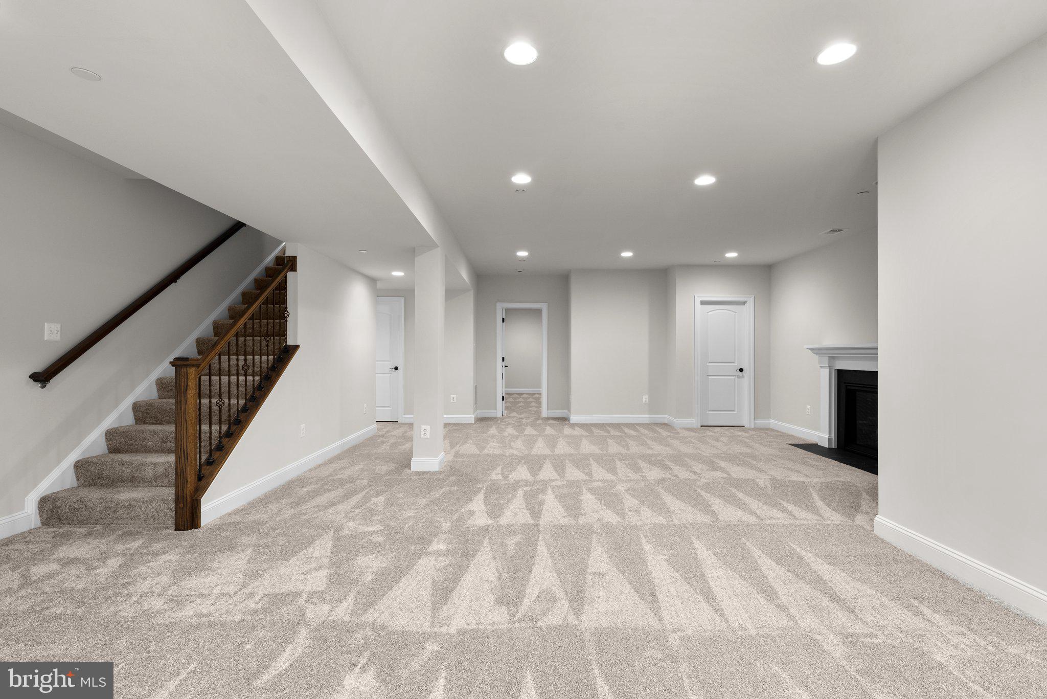 127 NOB HILL PARK DRIVE BENTON II