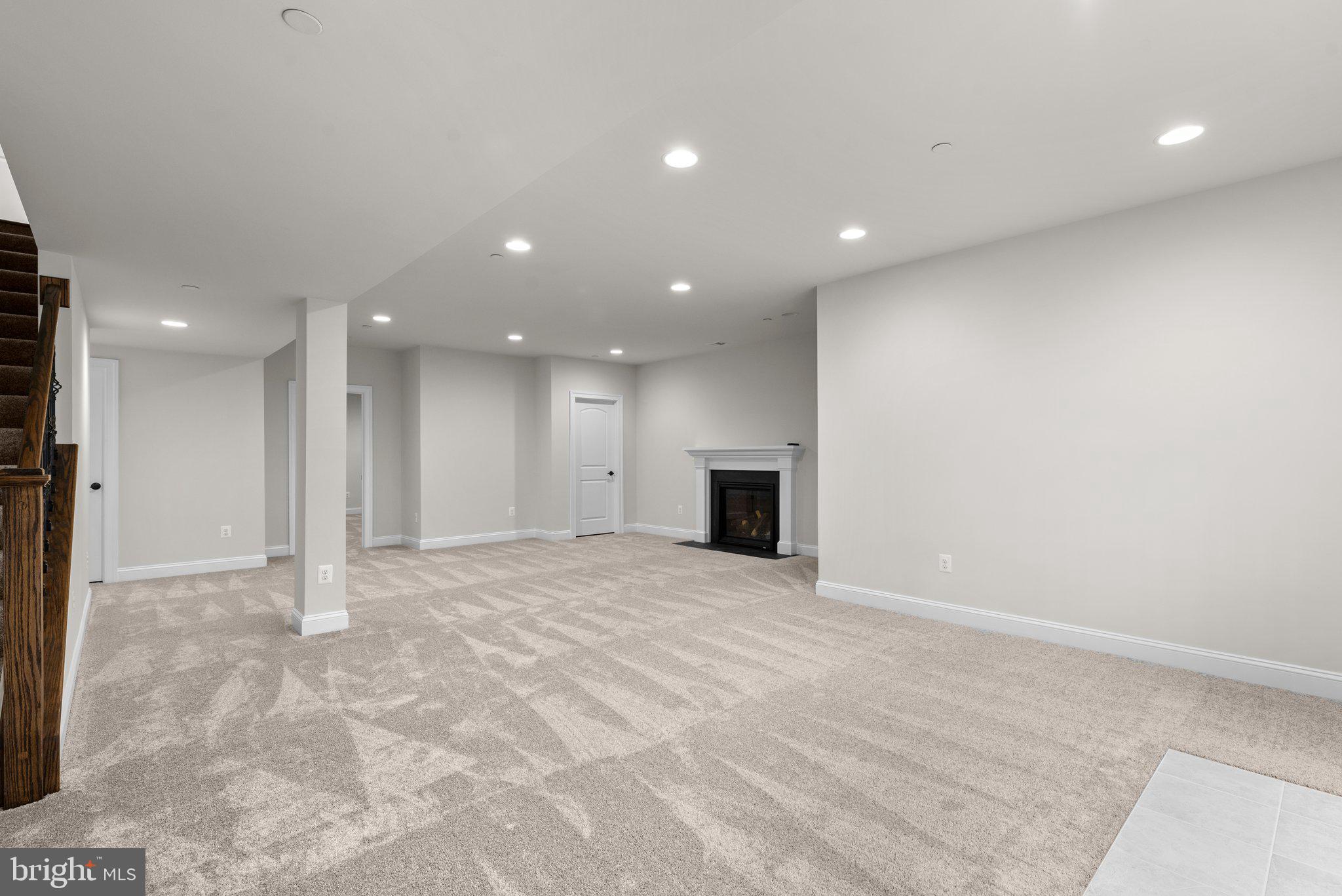 127 NOB HILL PARK DRIVE BENTON II
