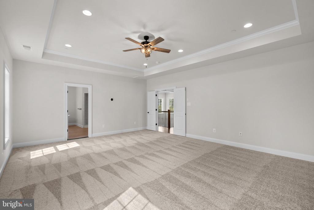 127 NOB HILL PARK DRIVE BENTON II