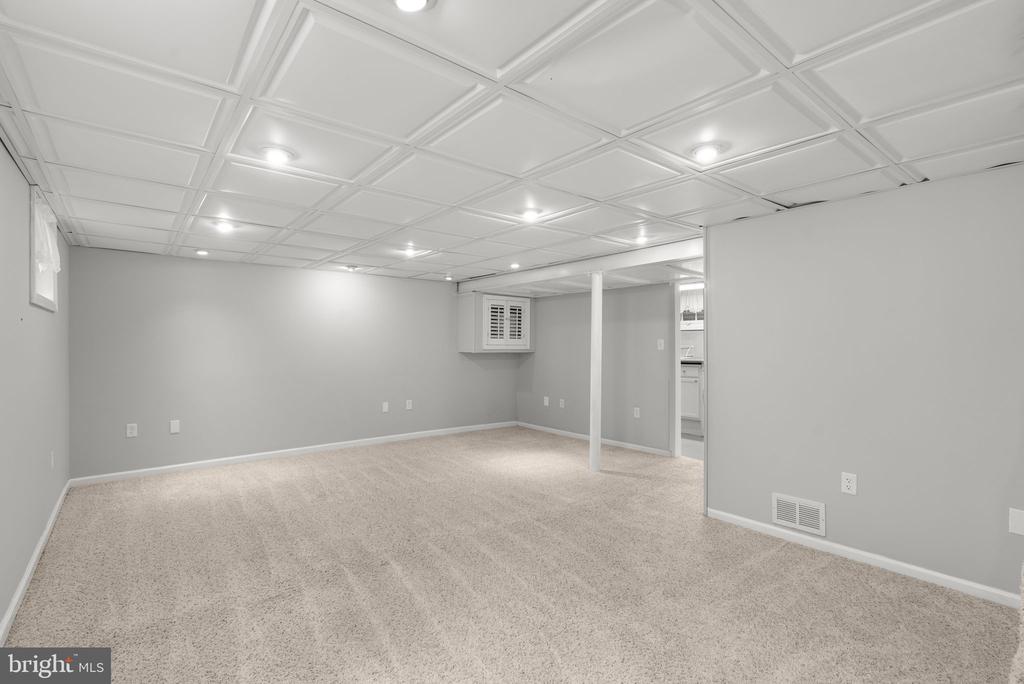 2019 NORHURST WAY N