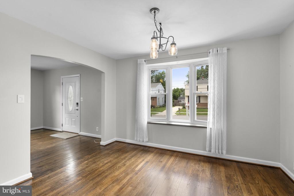 2019 NORHURST WAY N