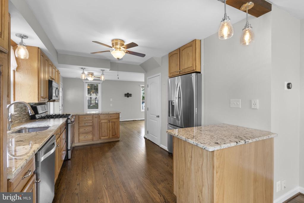 2019 NORHURST WAY N