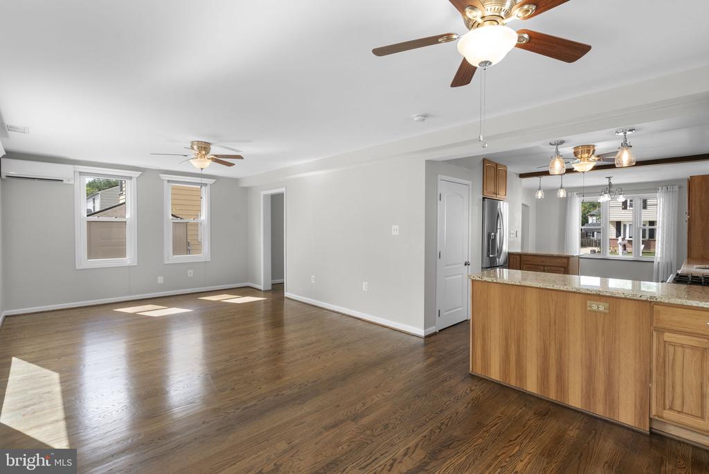 2019 NORHURST WAY N