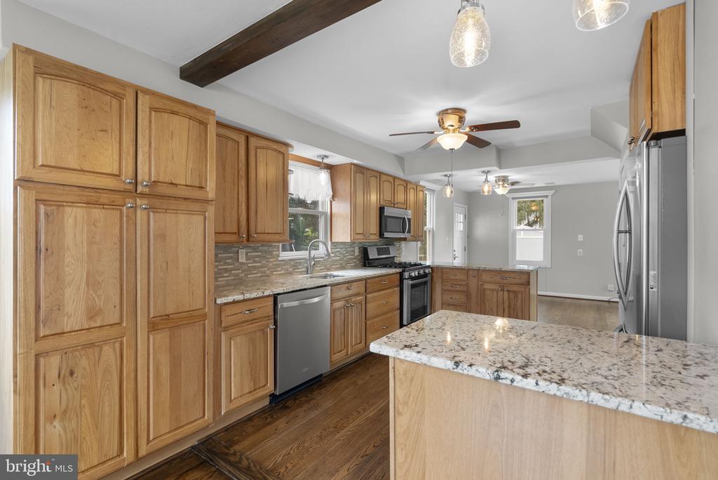 2019 NORHURST WAY N
