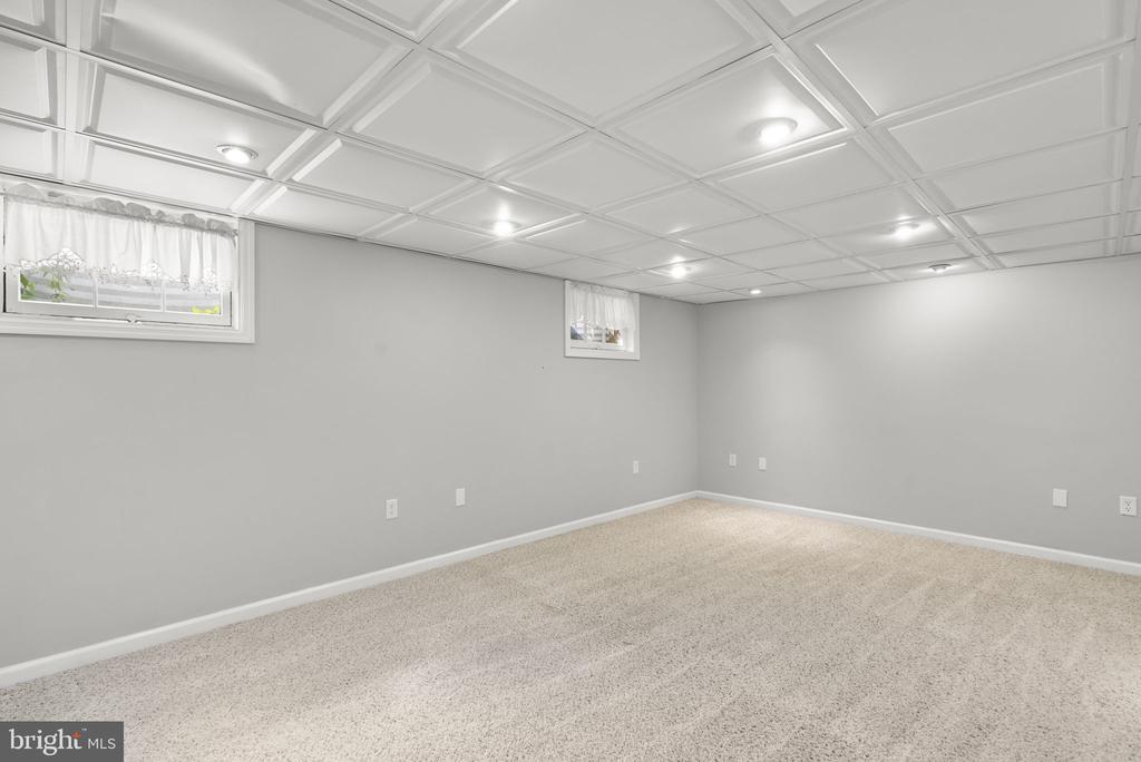2019 NORHURST WAY N