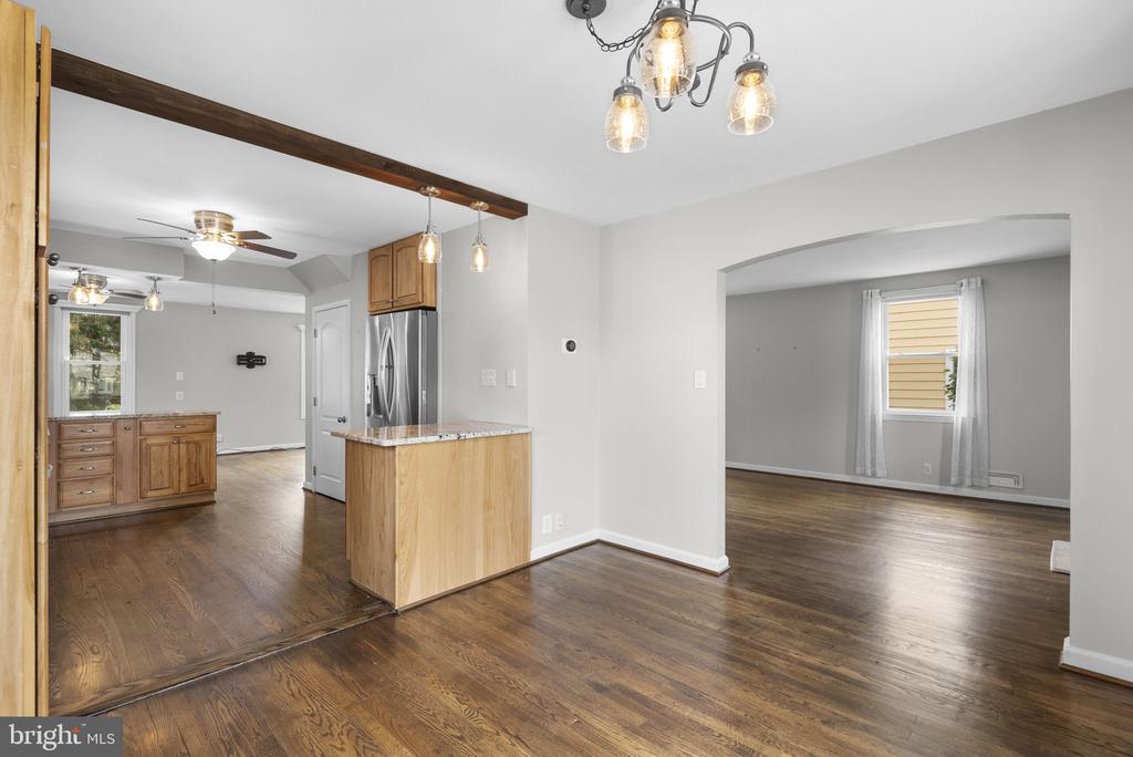 2019 NORHURST WAY N