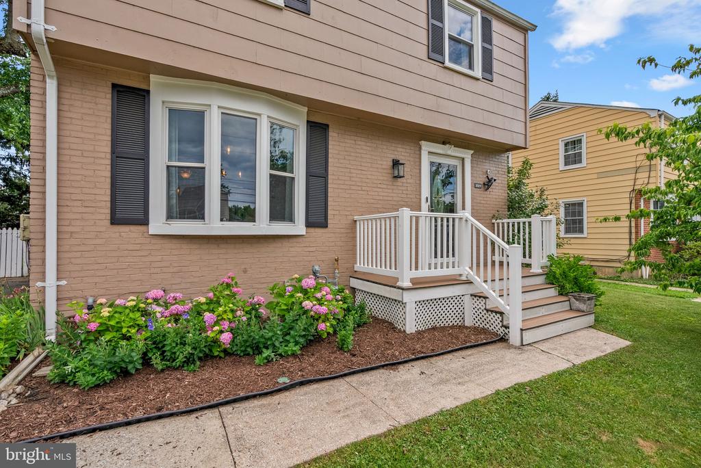 2019 NORHURST WAY N