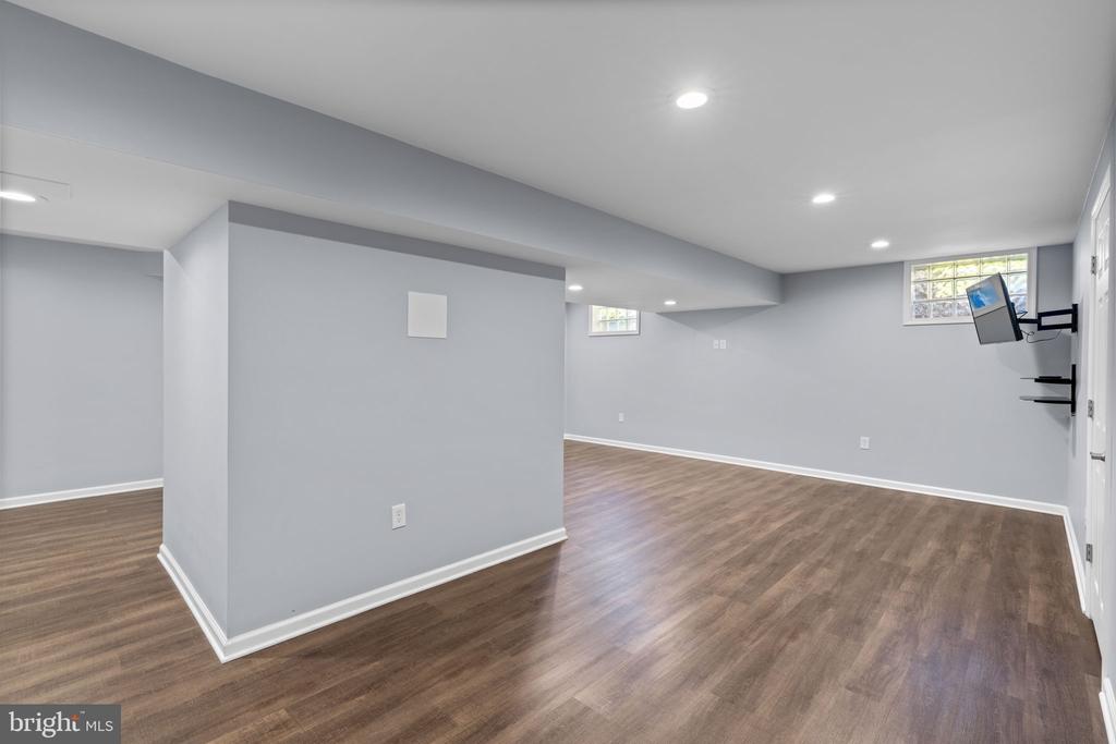 431 ROCKWAY ROAD