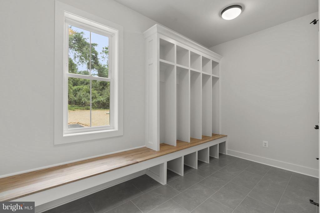 127 NOB HILL PARK DRIVE Unit: RIDGELINE