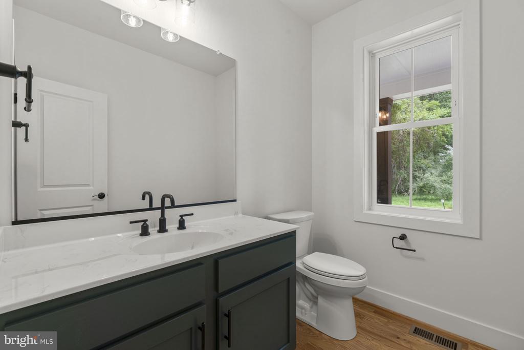 127 NOB HILL PARK DRIVE Unit: RIDGELINE