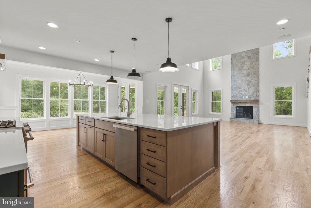 127 NOB HILL PARK DRIVE Unit: RIDGELINE