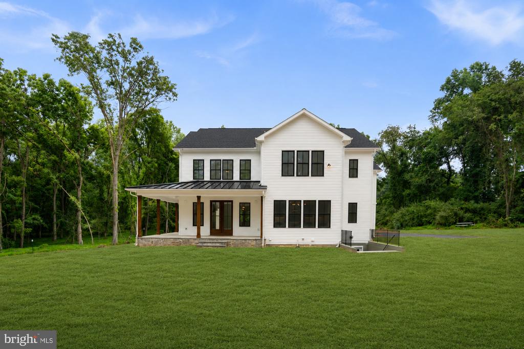 127 NOB HILL PARK DRIVE Unit: RIDGELINE