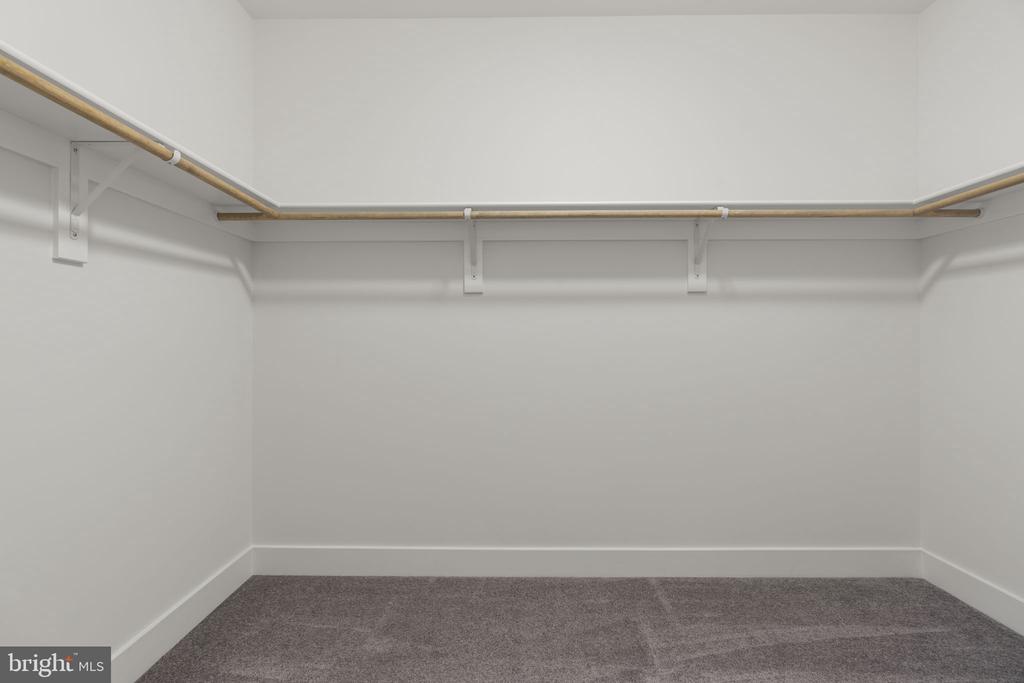 127 NOB HILL PARK DRIVE Unit: RIDGELINE