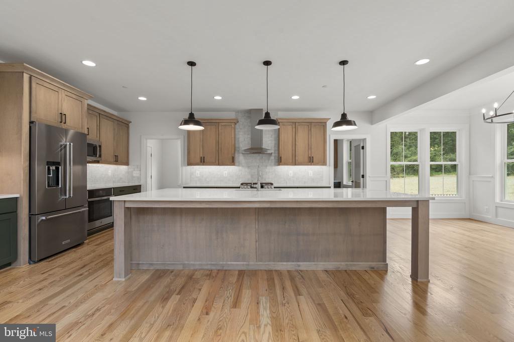 127 NOB HILL PARK DRIVE Unit: RIDGELINE