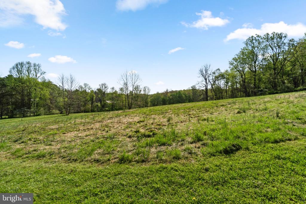 127 NOB HILL PARK DRIVE Unit: RIDGELINE