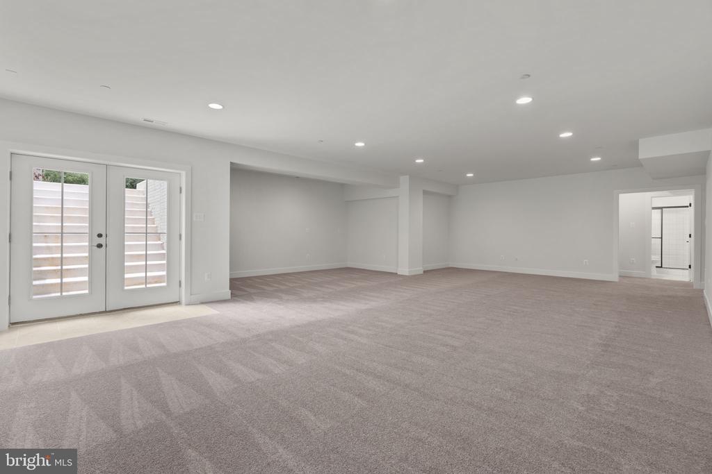 127 NOB HILL PARK DRIVE Unit: RIDGELINE