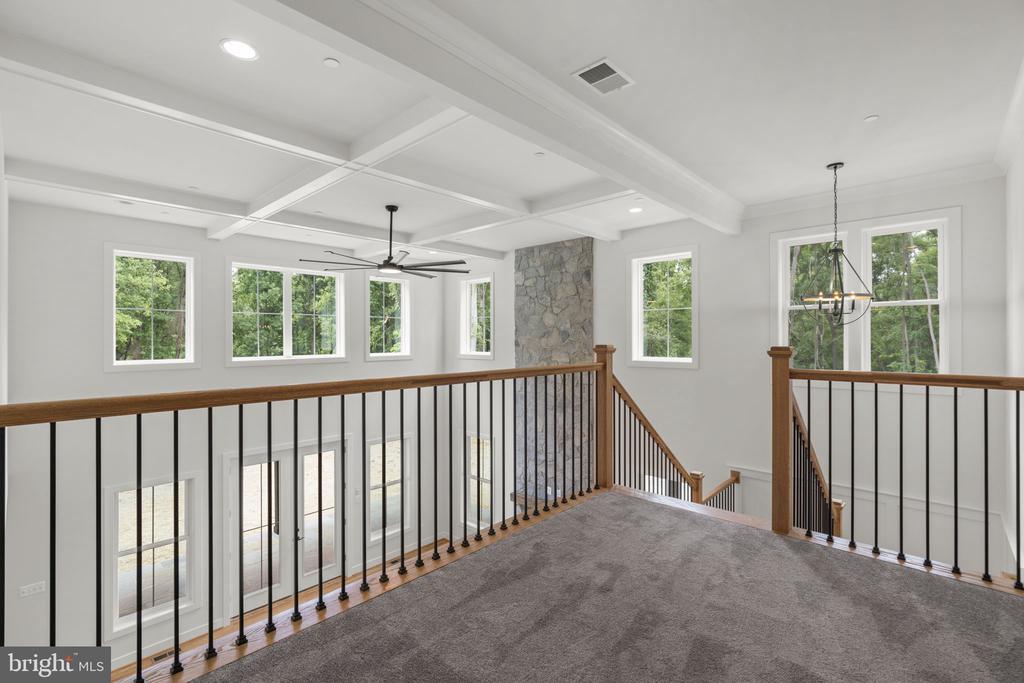 127 NOB HILL PARK DRIVE Unit: RIDGELINE
