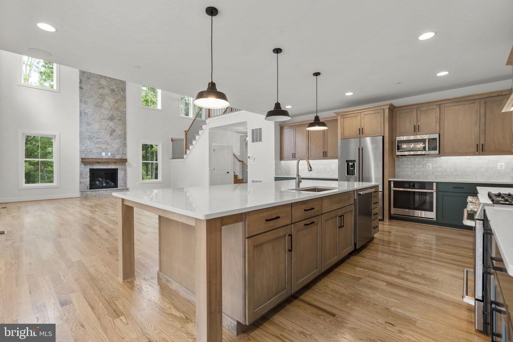 127 NOB HILL PARK DRIVE Unit: RIDGELINE
