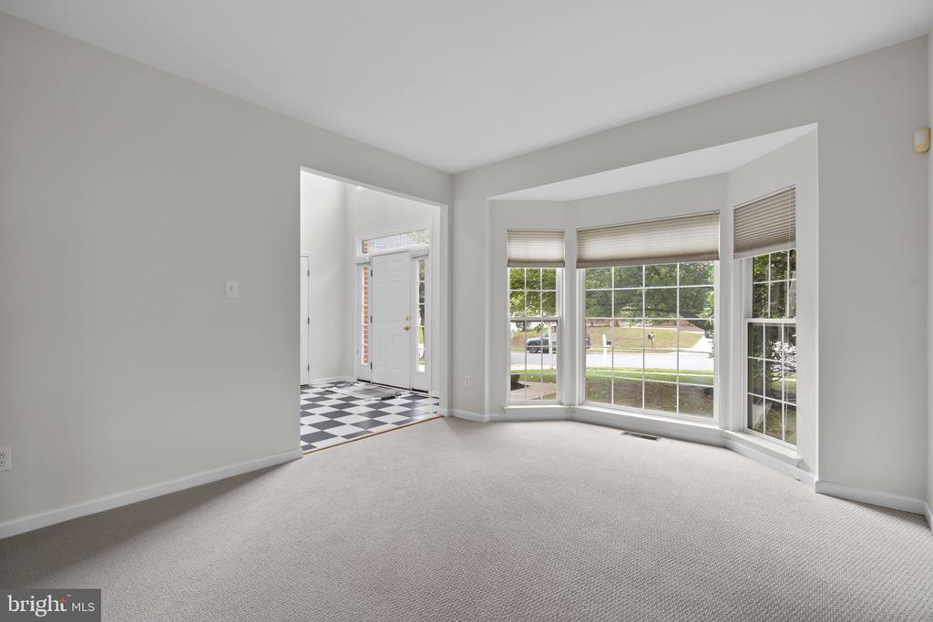 9012 FOREST OAKS ROAD
