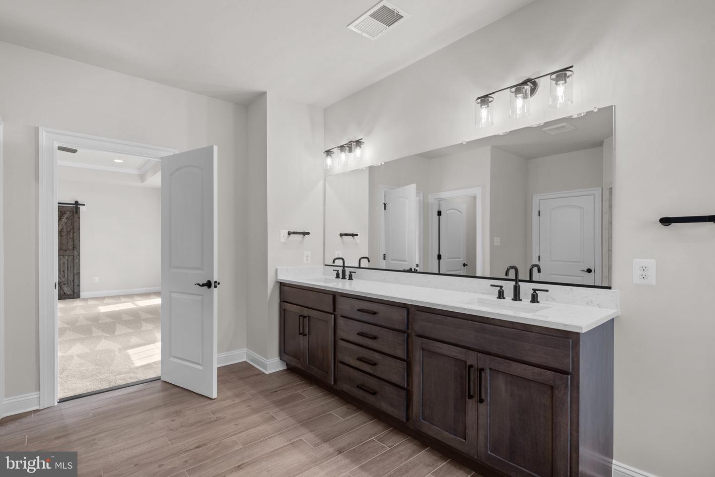 Lot Oc2 Highgate #Benton