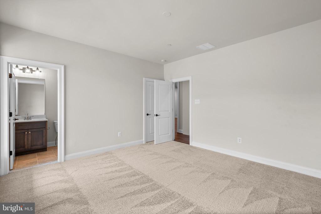 LOT 2 HOFFMAN MILL ROAD REGINA