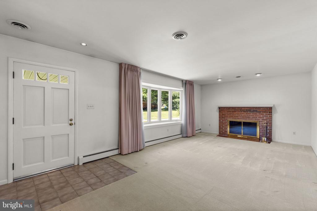 6417 LOCHRIDGE ROAD