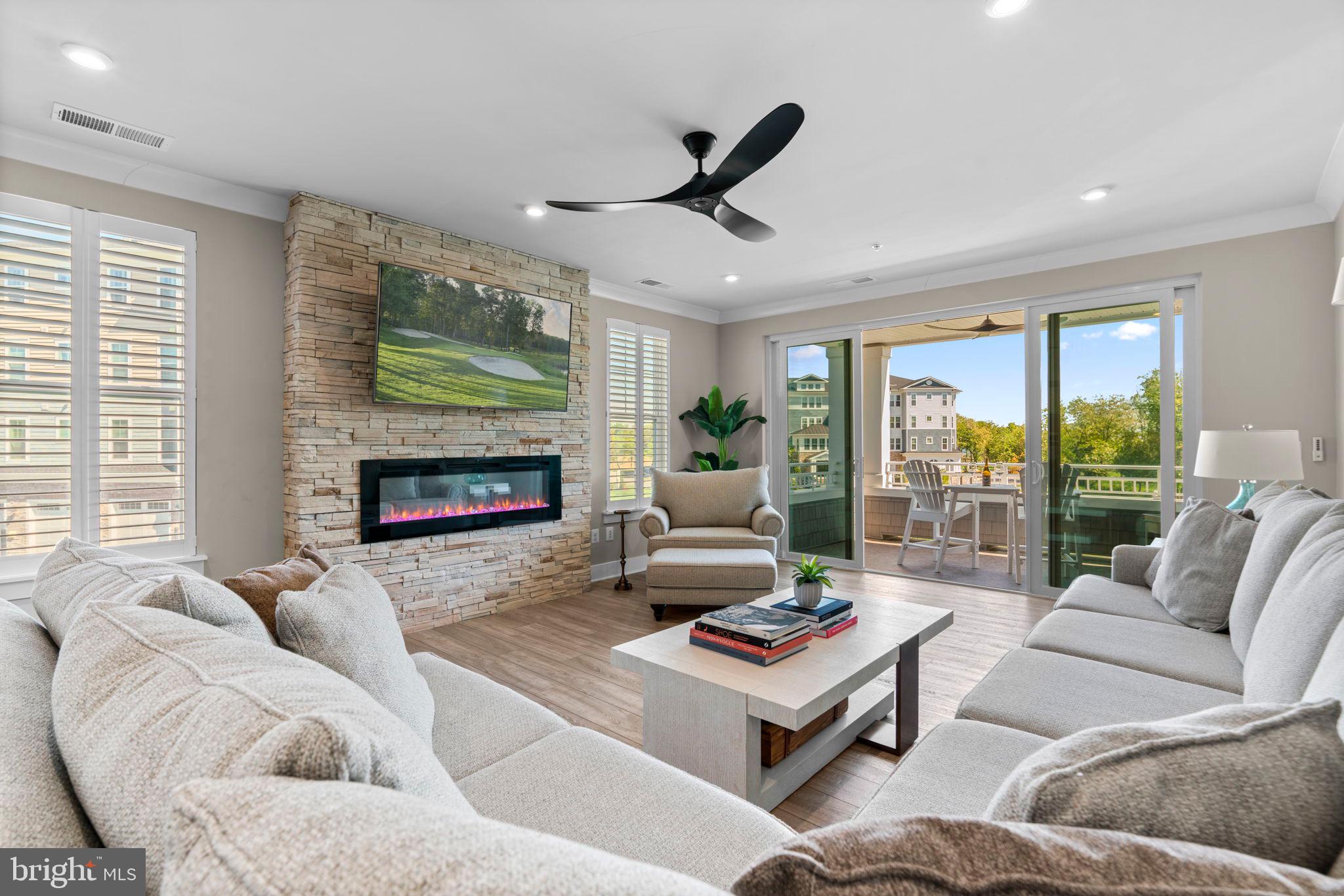 190 HARRIER WAY 21