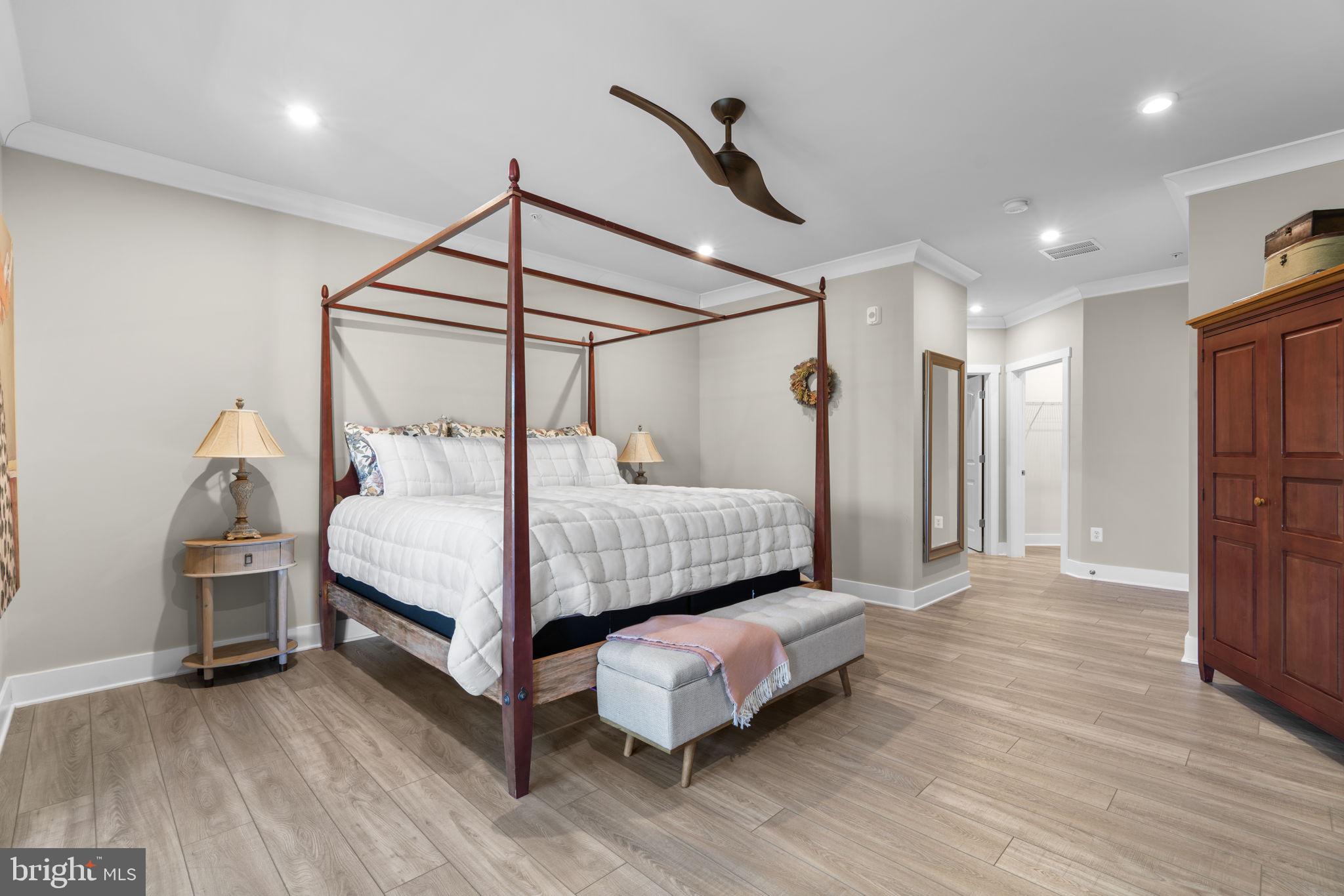 190 HARRIER WAY 21