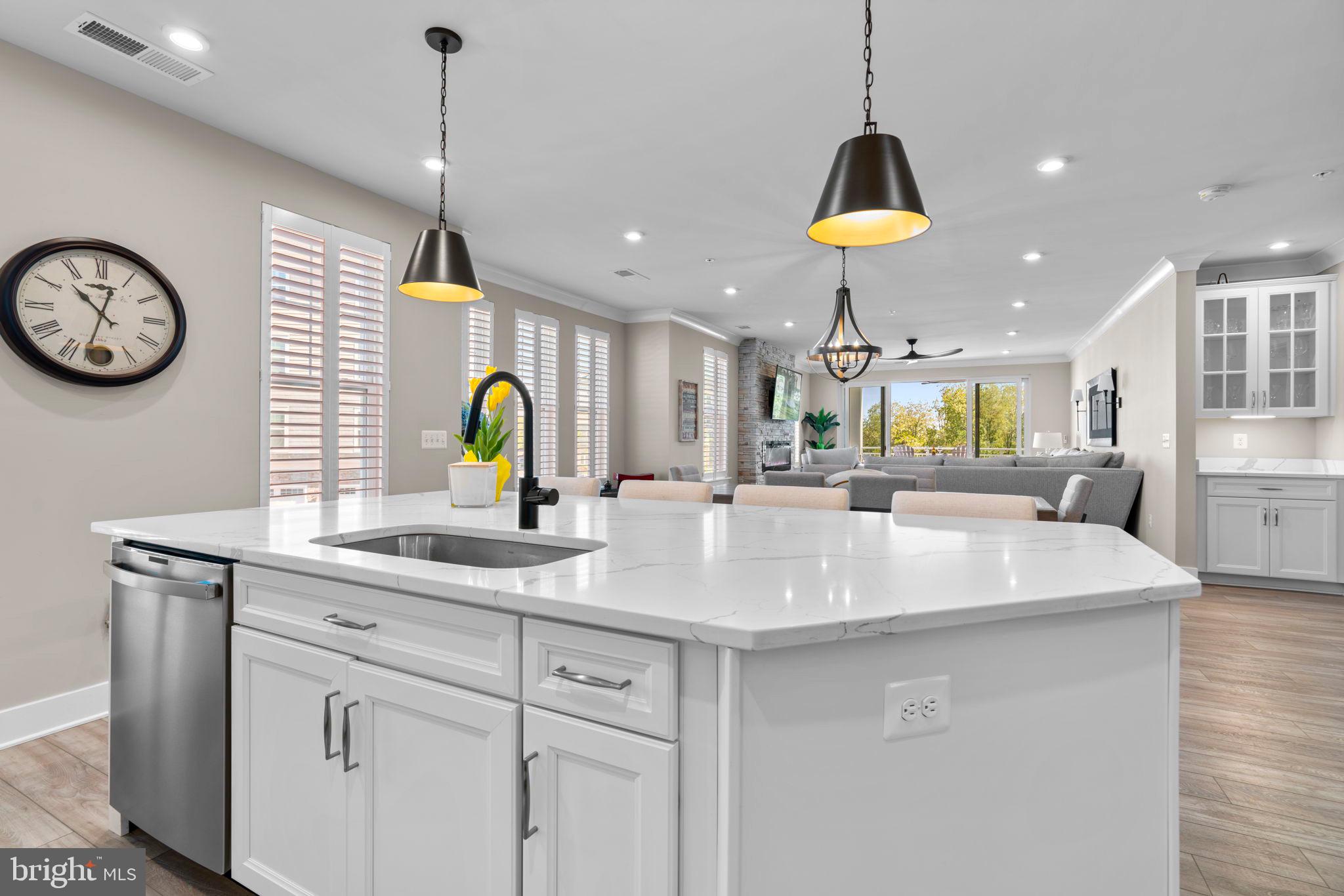 190 HARRIER WAY 21