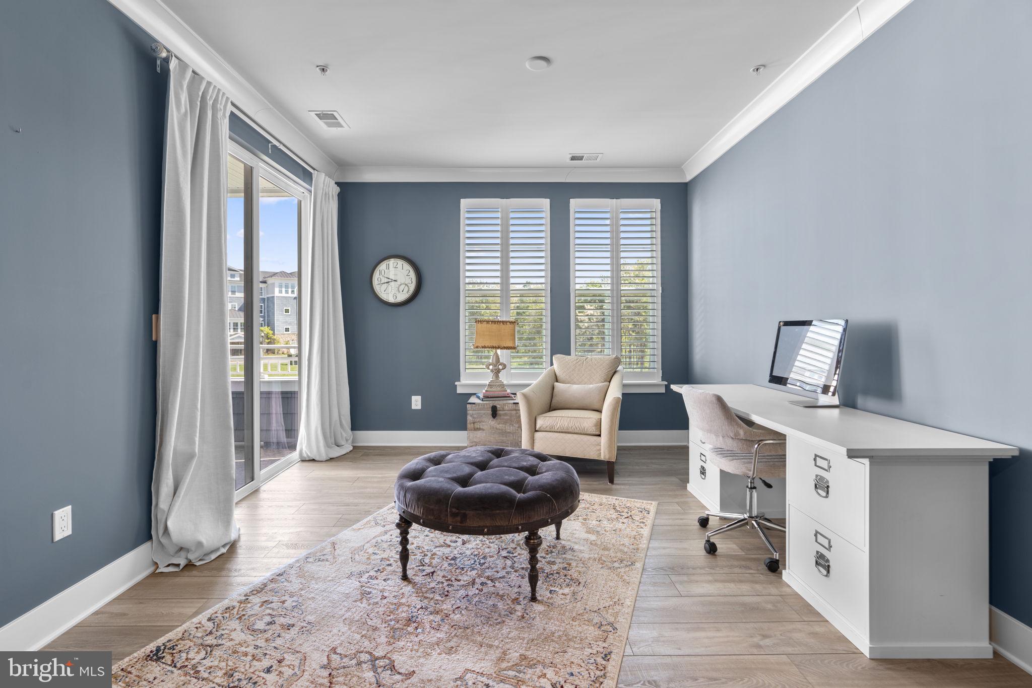 190 HARRIER WAY 21
