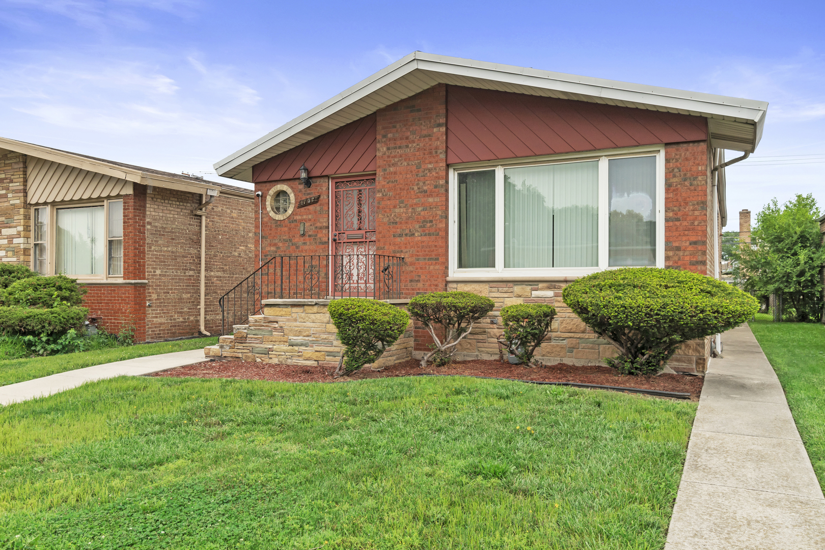 1732 E 87th Place