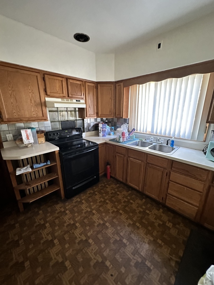 44 E 102nd Street