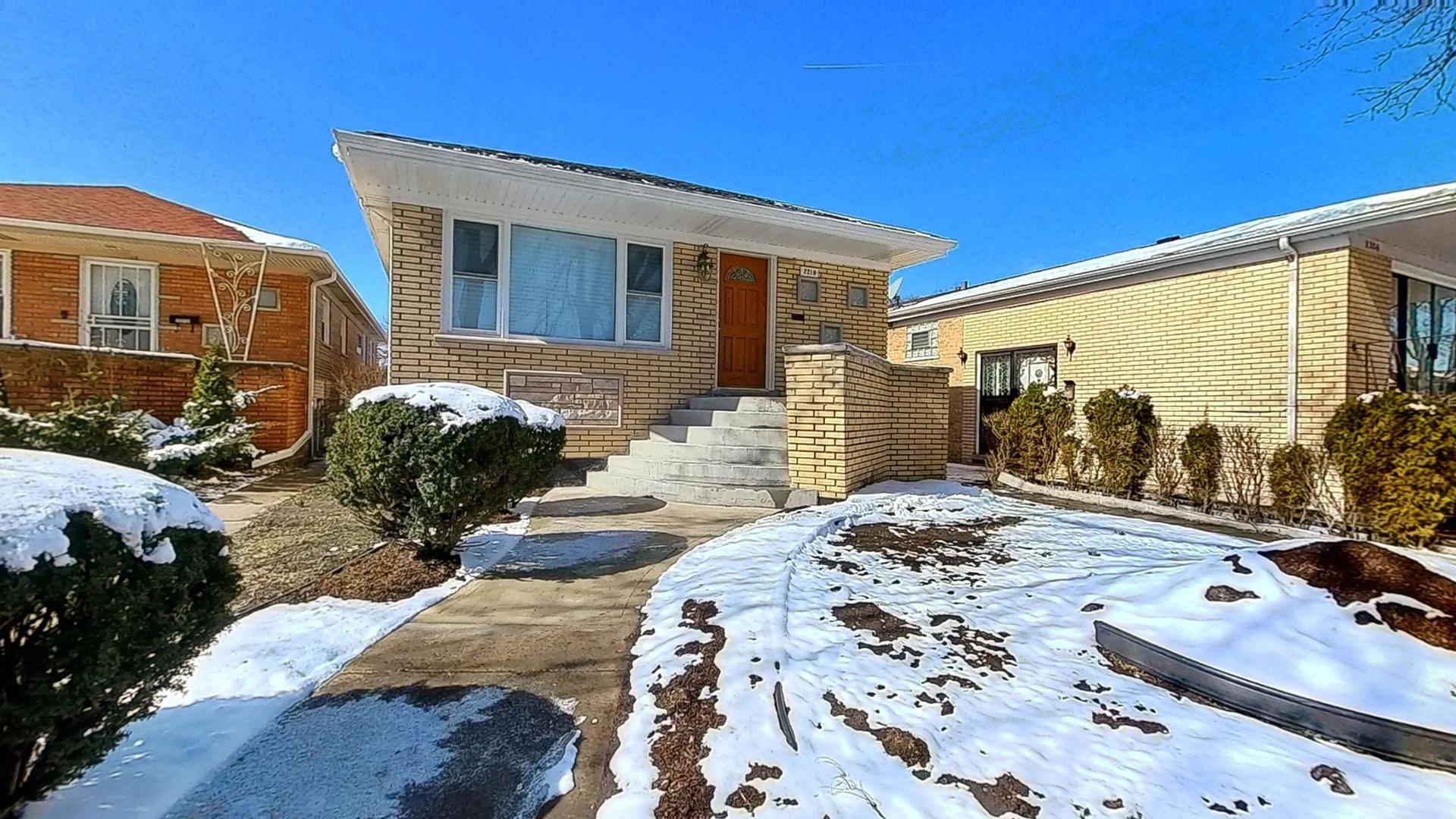 2210 W 81st Place