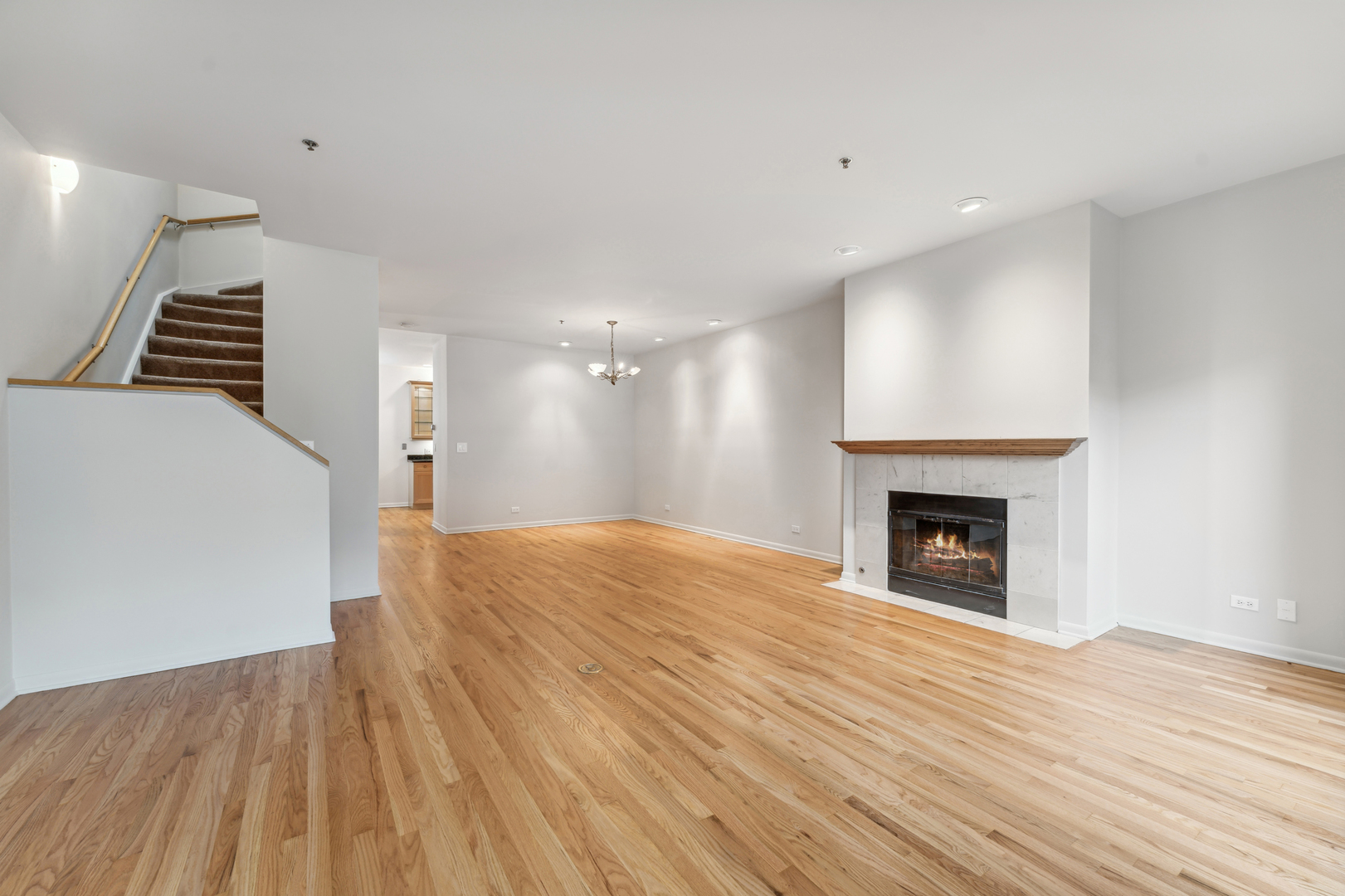 1716 E 54th Street Unit: I