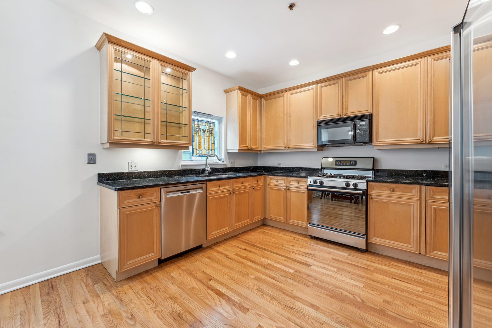 1716 E 54th Street Unit: I
