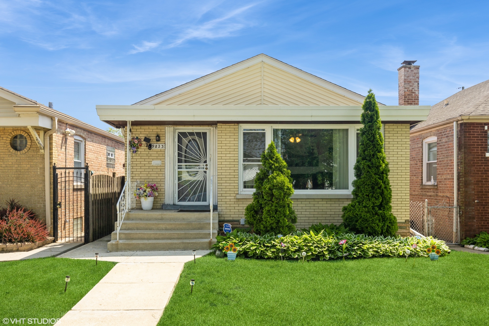 9823 S Ingleside Avenue