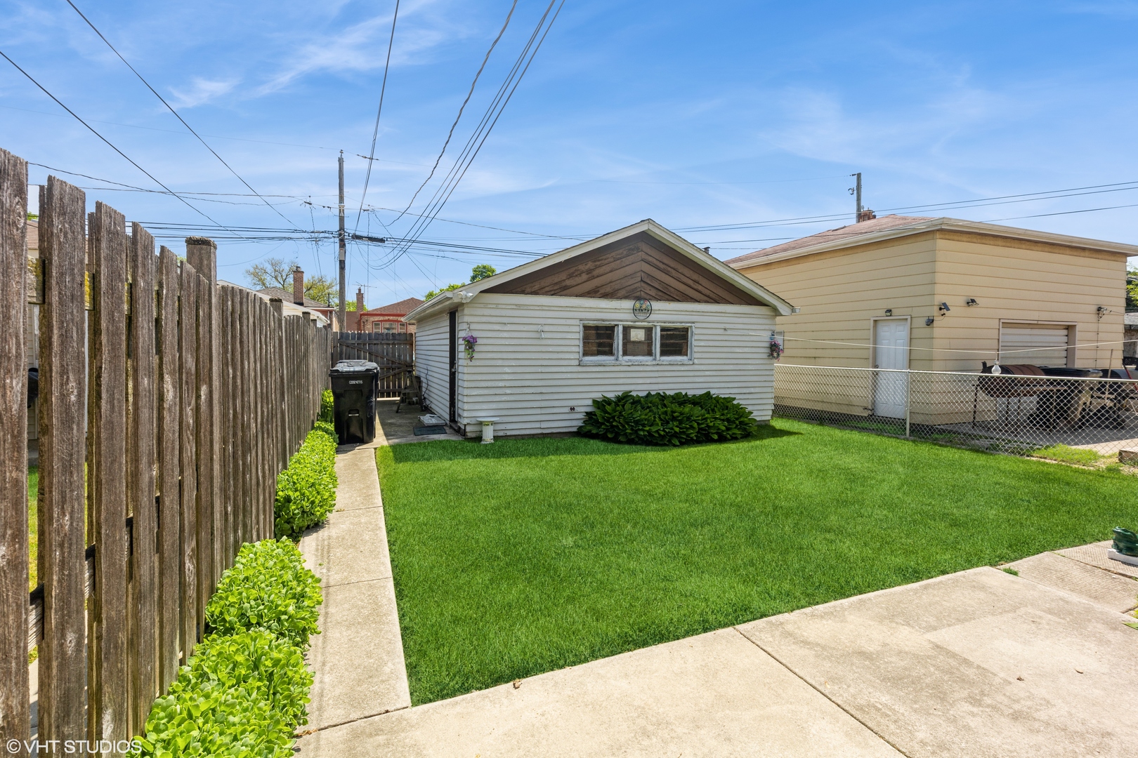 9823 S Ingleside Avenue