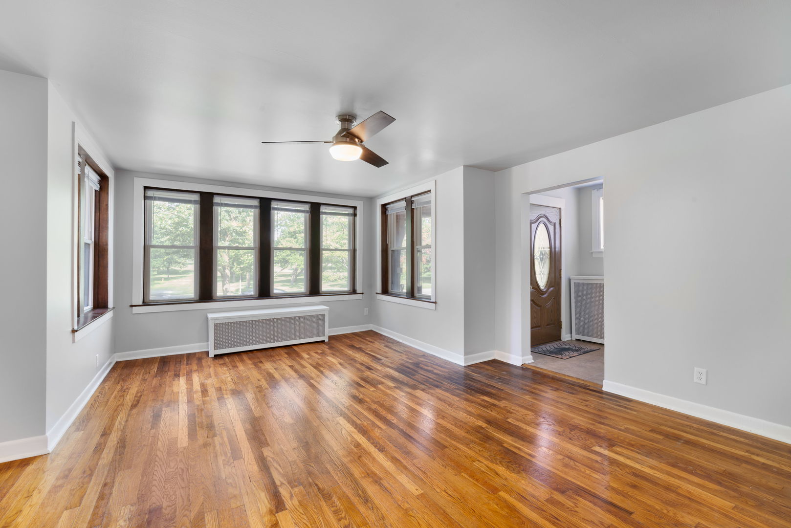 936 N Ridgeland Avenue