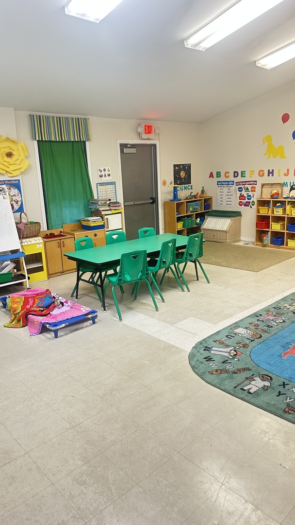 3535 W LINCOLN Highway