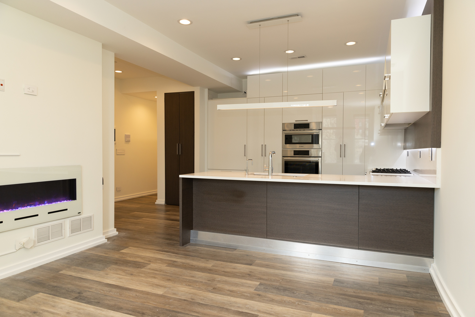 1420 W Fulton Street