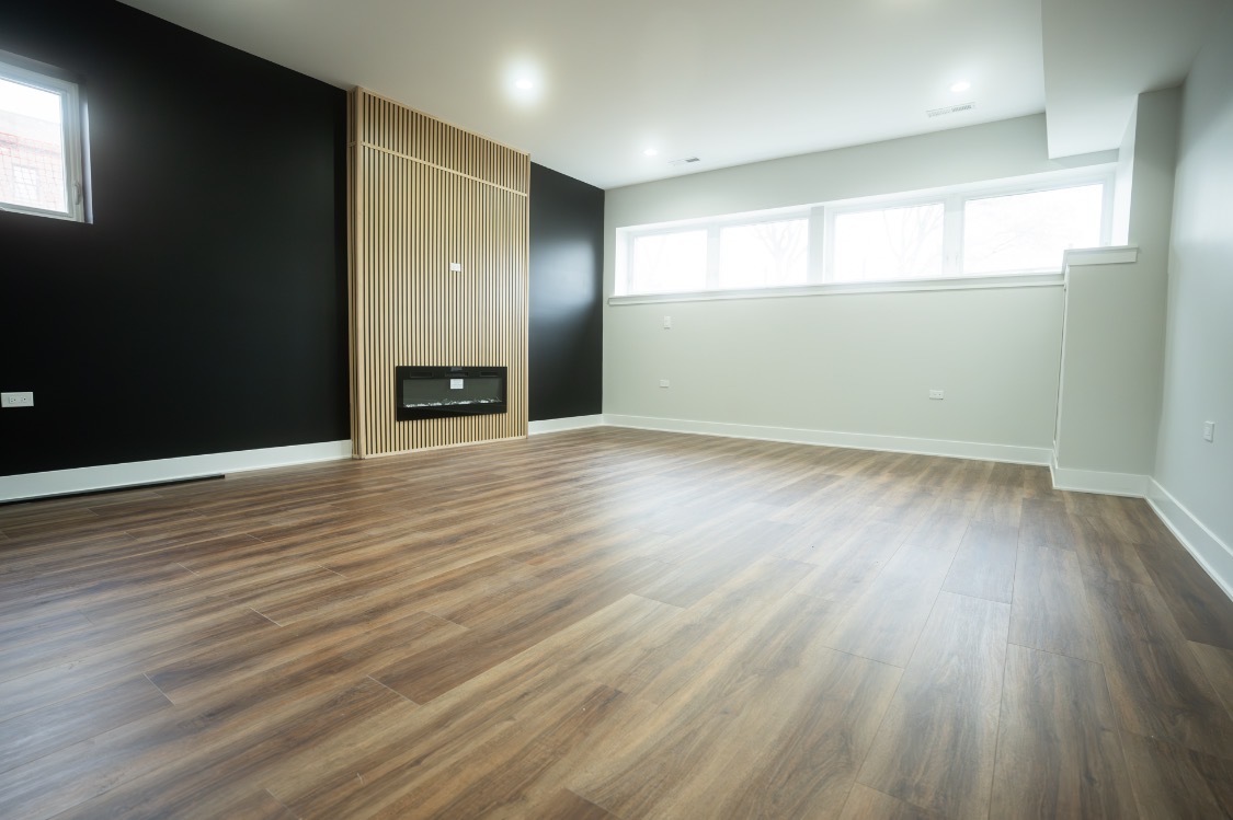 4808 S Michigan Avenue Unit: 3