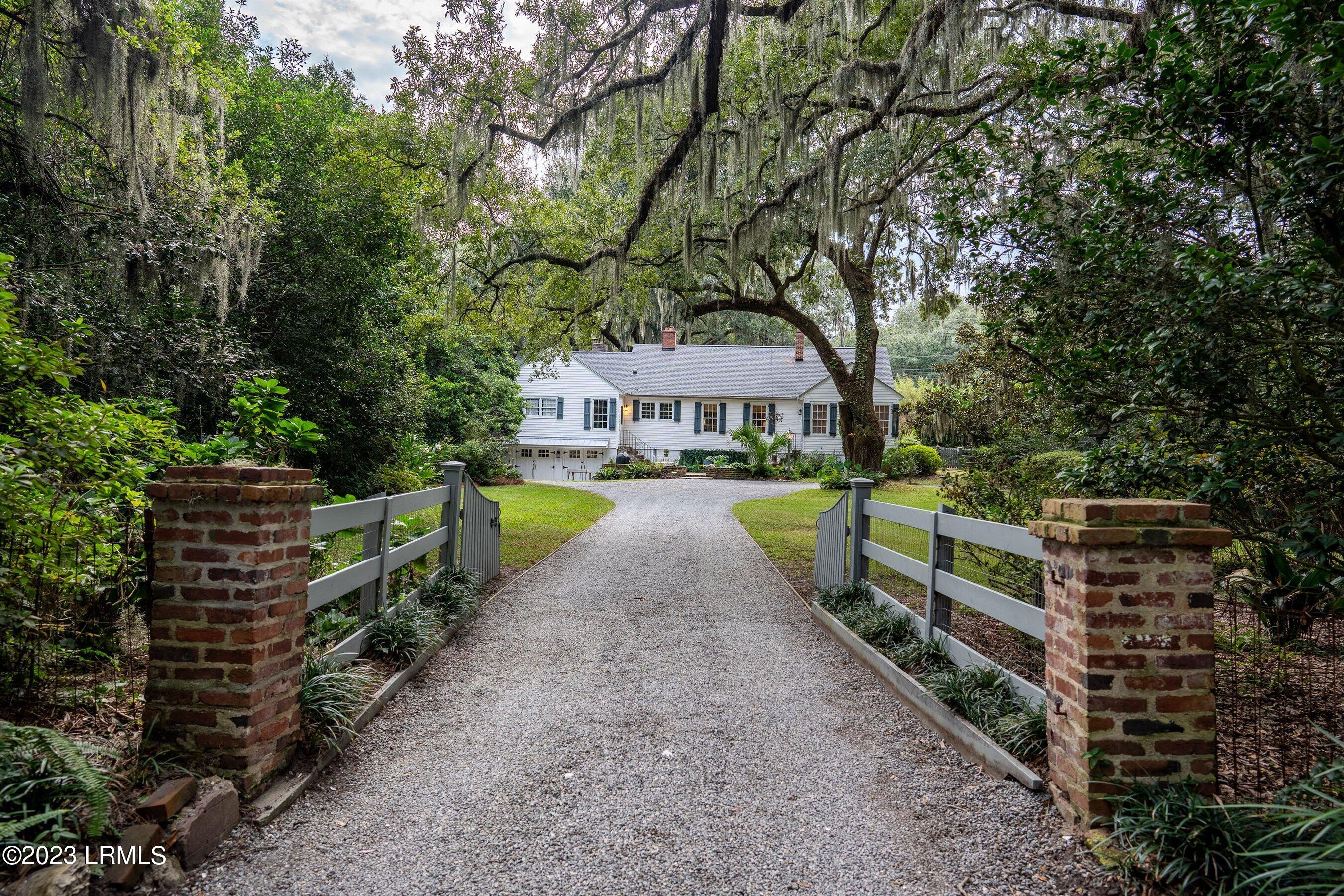 157 Fuller Parkway