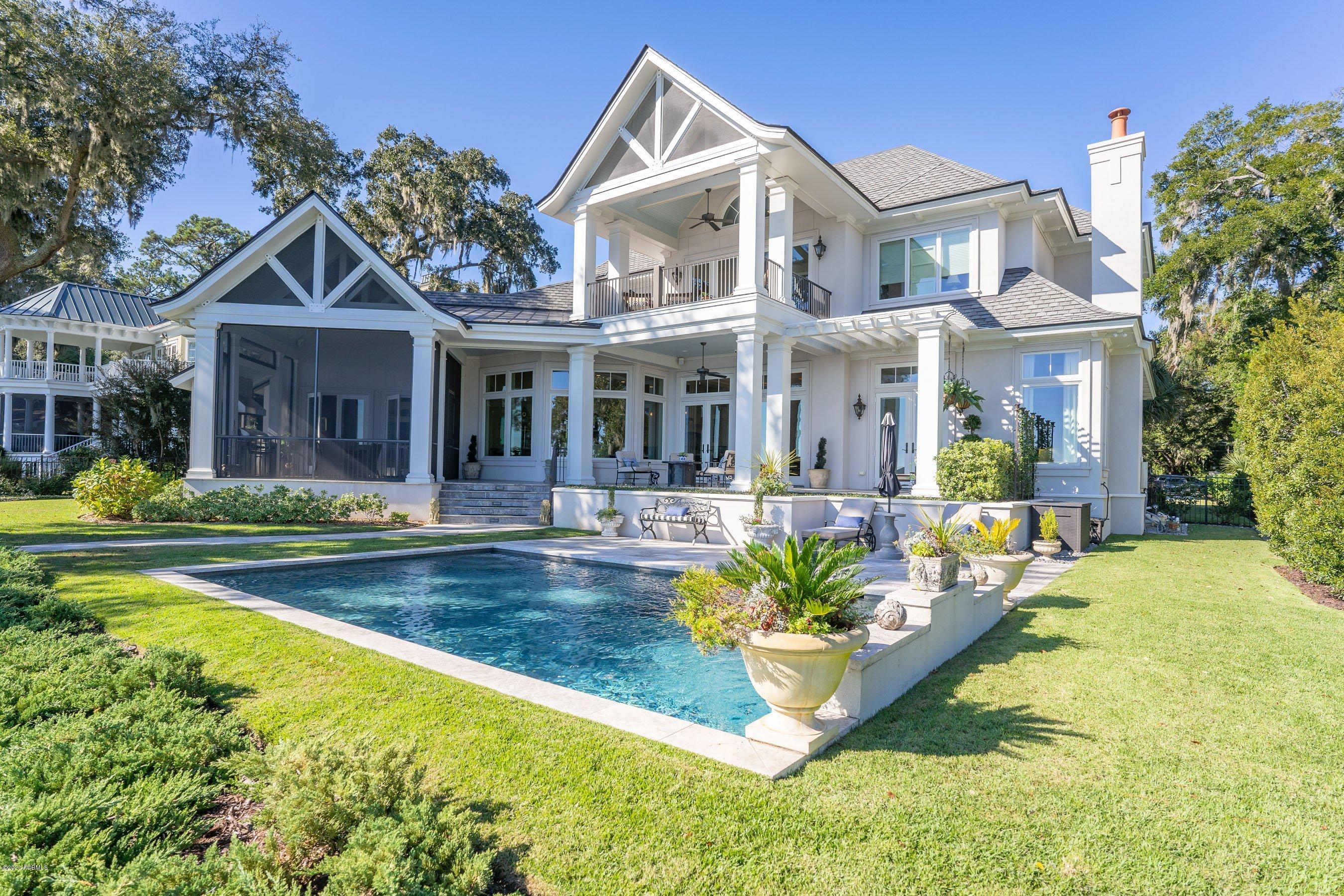 845 Ribaut Road