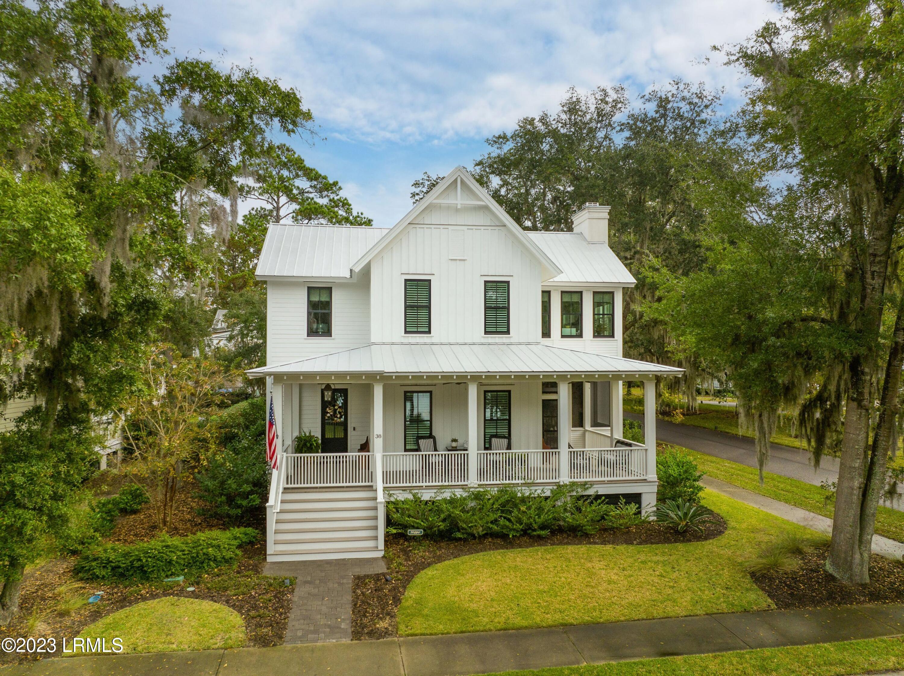 38 River Place