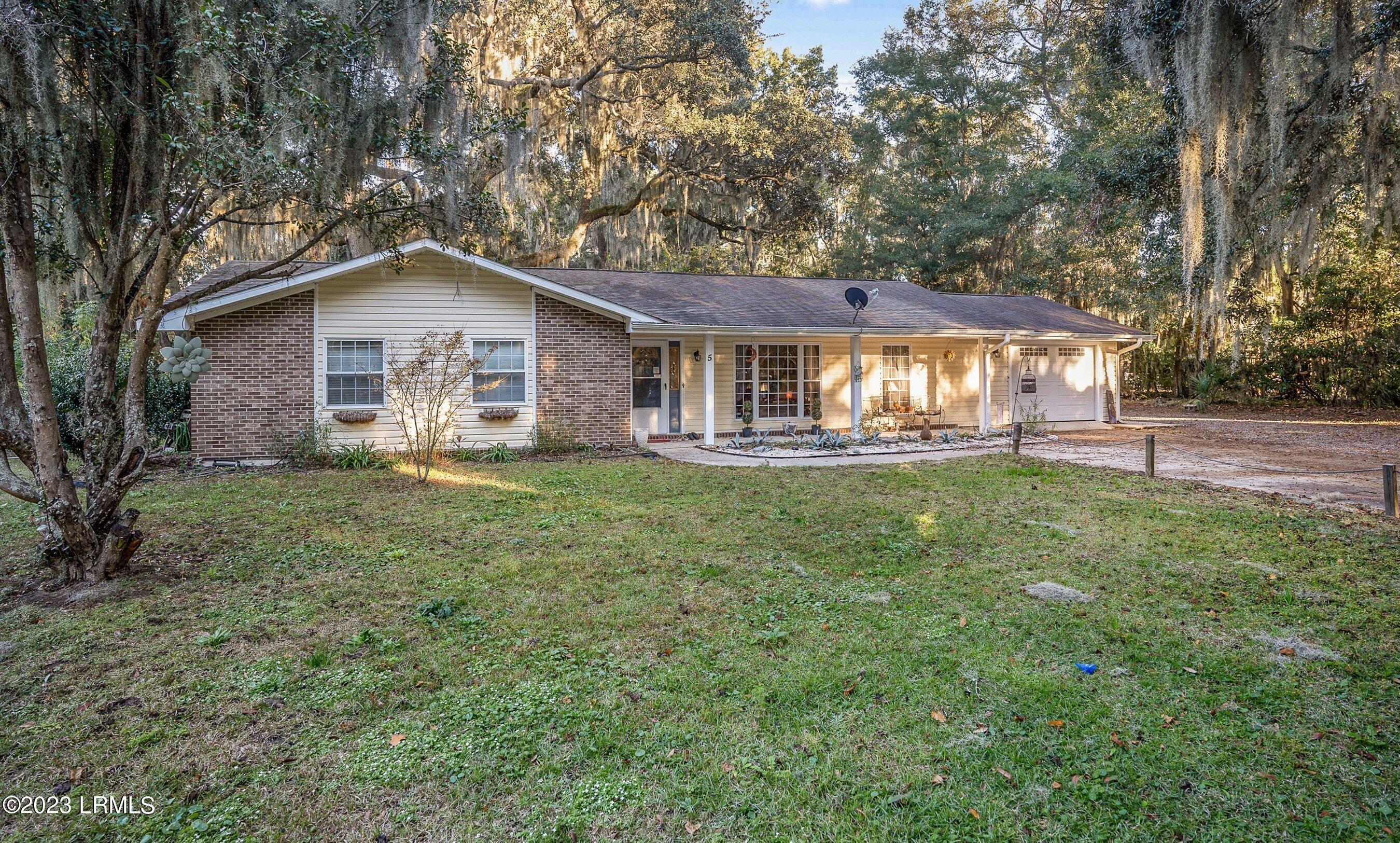 5 Indigo Woods Court
